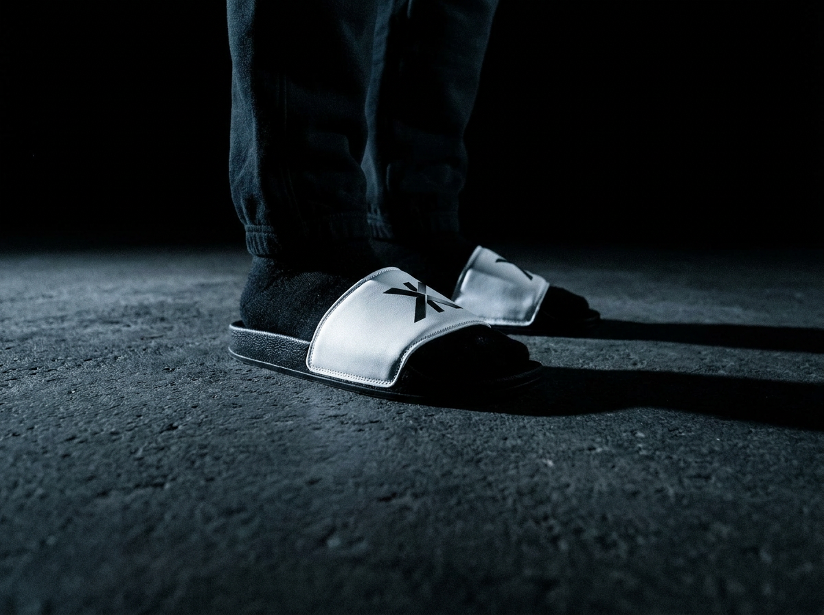 Foundation Asterisk Slides - White / Black Sole