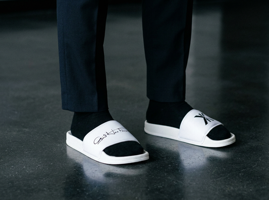 Foundation Signature Slides - White